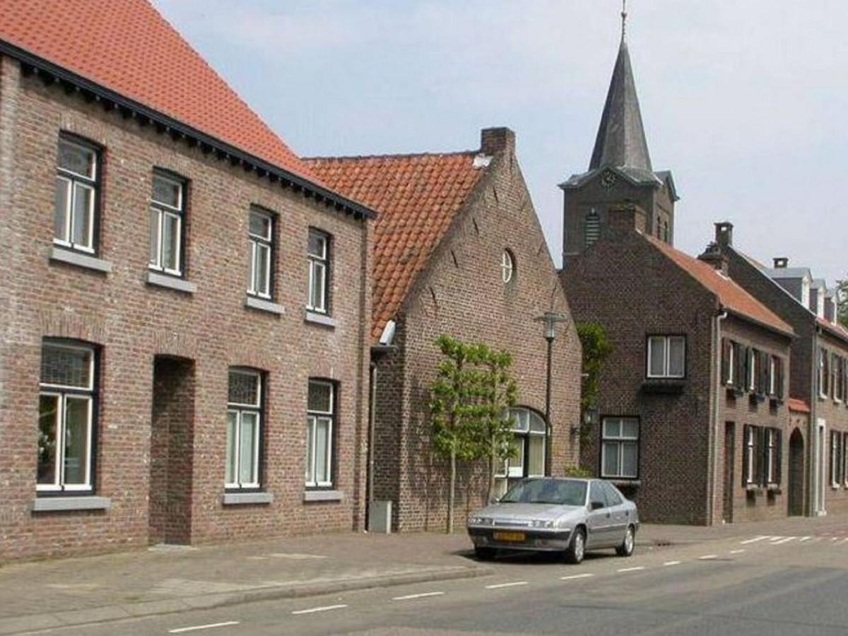 Cozy Apartment In Roasting Near The Belgian Border Roosteren Exterior foto